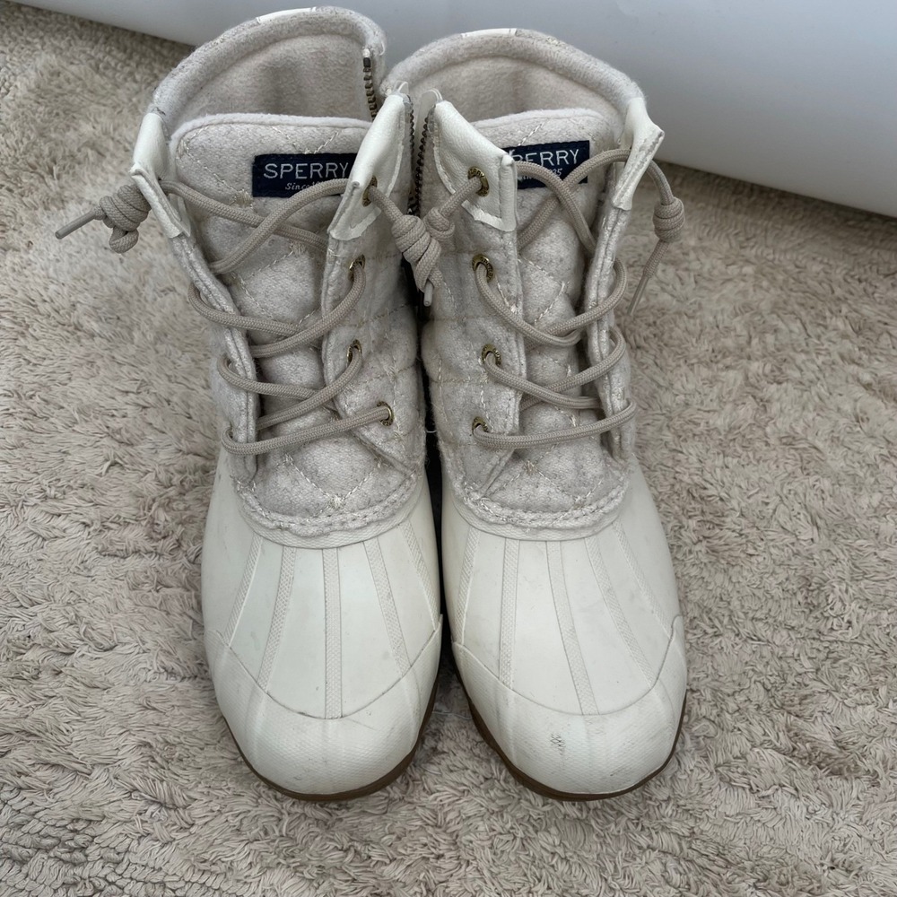 Sperry Women's Quilted Duck‎ Boots Winter Cream Lace Up Side Zip